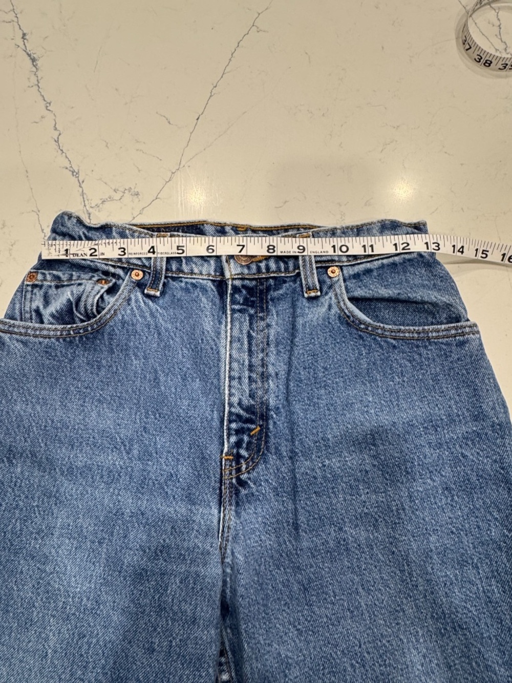 Levi's 551 Relaxed fit Tapered Leg 6 Med. - Picture 5 of 7
